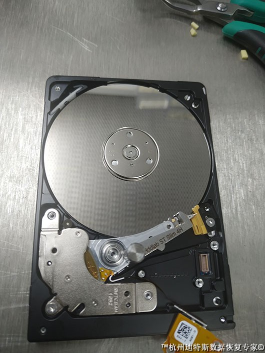 希捷硬盘异响怎么修复,西数硬盘数据恢复杭州