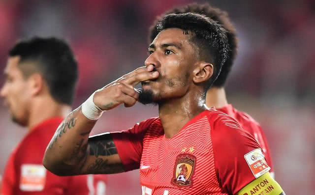 当巴西政客开启系列*华反**操作时，巴西的球星们为中国发出正义之声