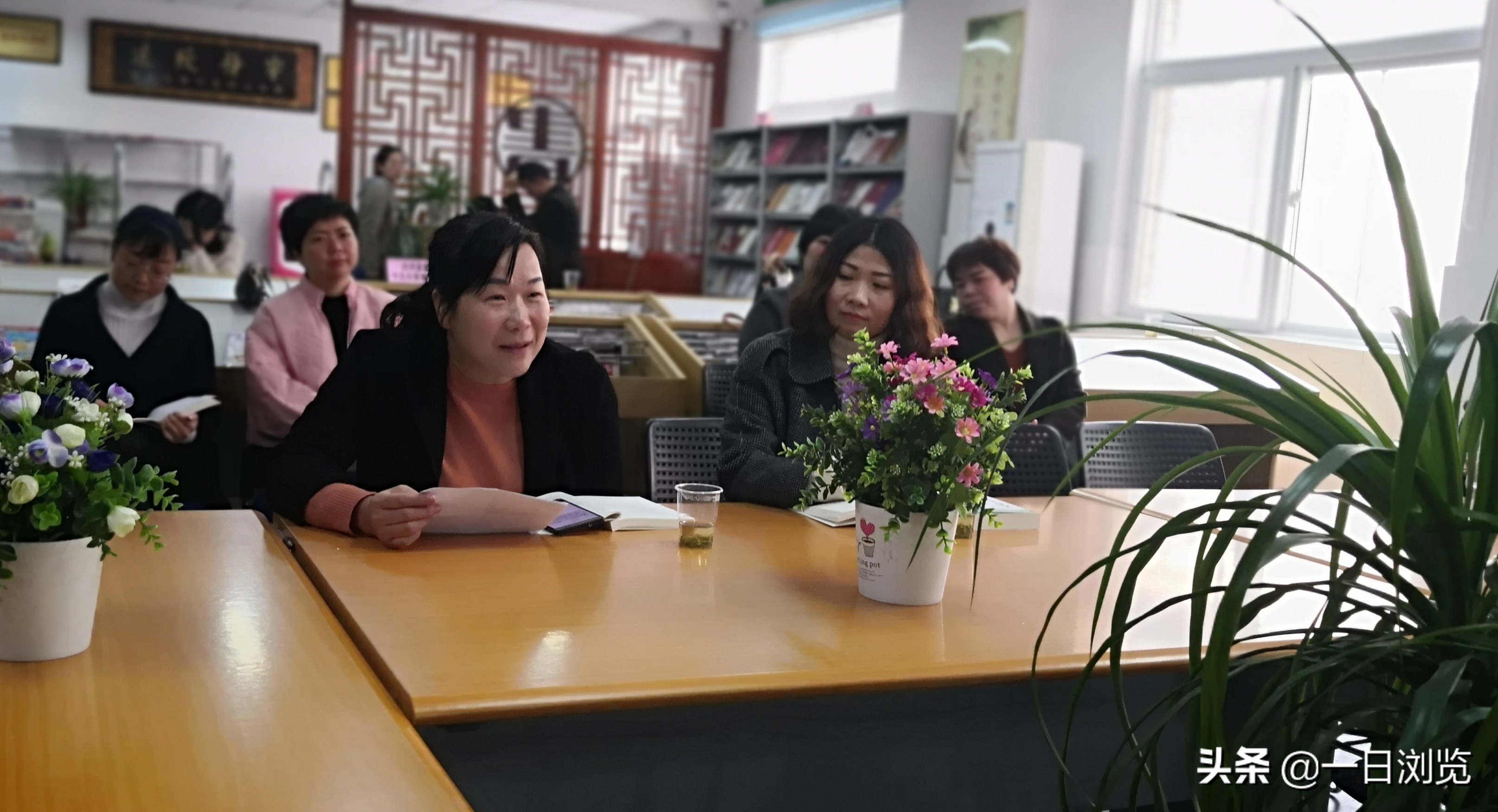 安康市第13期“两城同读一本书”《草木》在白河县图书馆举行