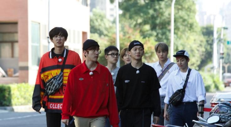 全是有关EXO的干货，请粉丝接收好这份清单，爱丽专属的过年礼物