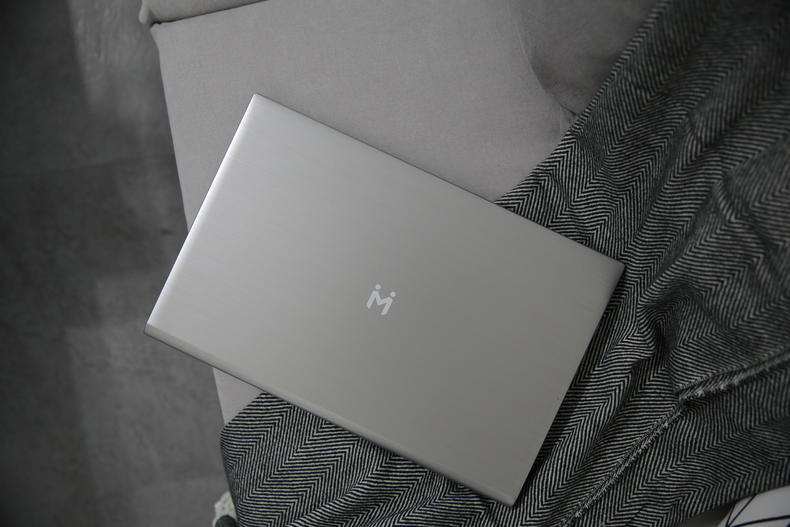 有哪些适合职场办公的轻薄本,轻薄办公工作本推荐