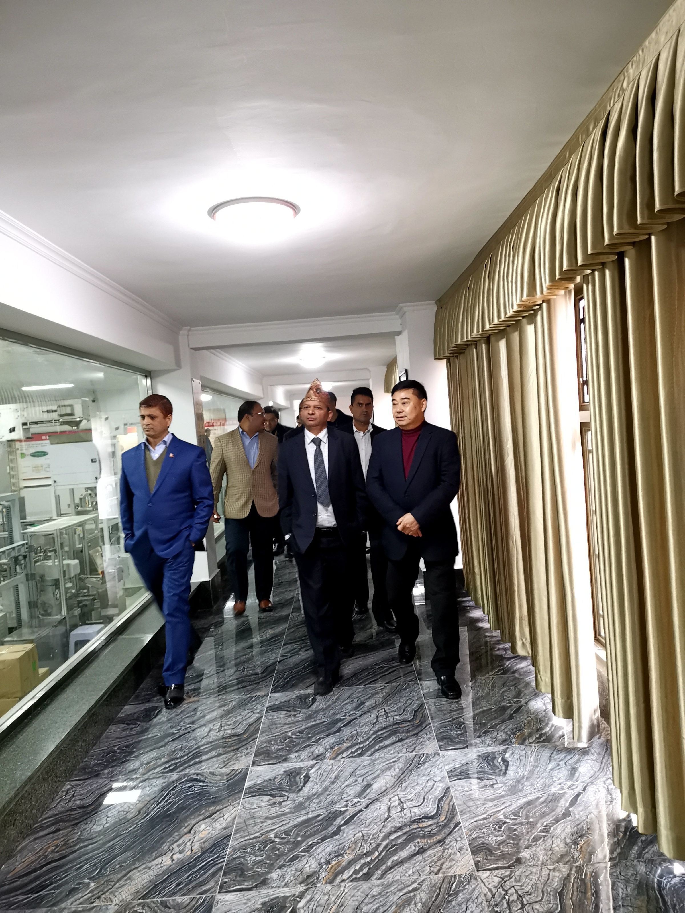 宜宾副市长张平在川茶集团会见尼泊尔考察团推动“一带一路”更深领域拓展