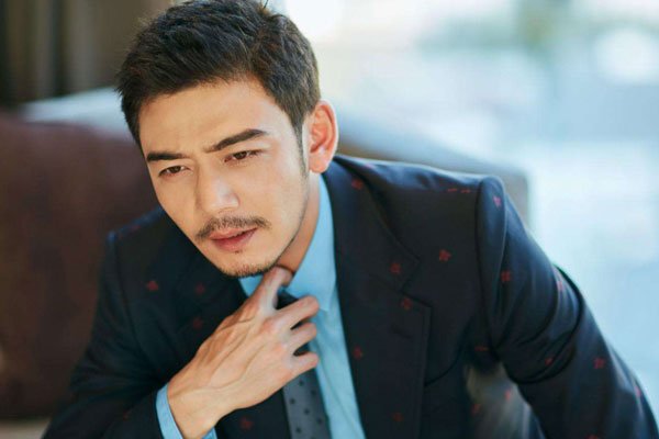 小包总杨烁到底经历了什么,小包总杨烁个人图片