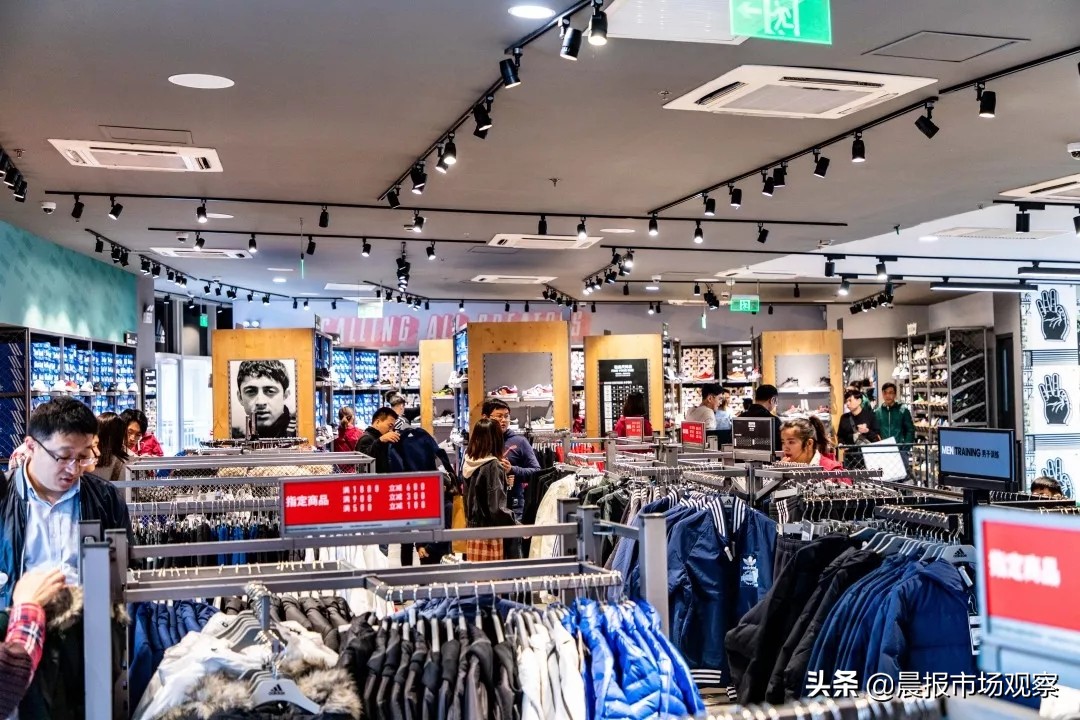 上海青浦百联绫致奥莱旗舰店,百联六城七店感恩日