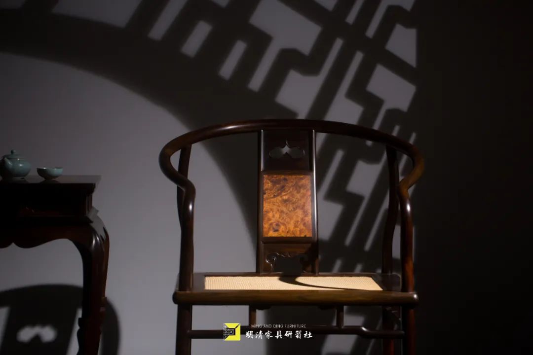 余尝净一室，置一圈椅|影木坊