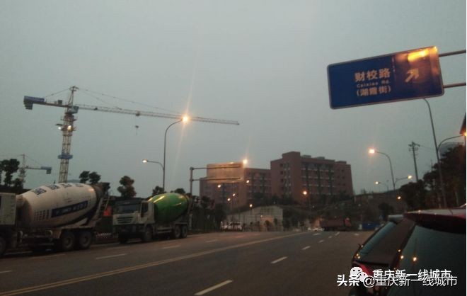 照母山月亮之上,照母山偏远吗