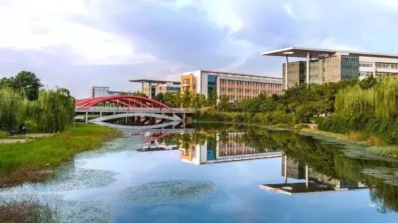 「西南交通大学」18届毕业生就业情况统计：均薪：5000--8000