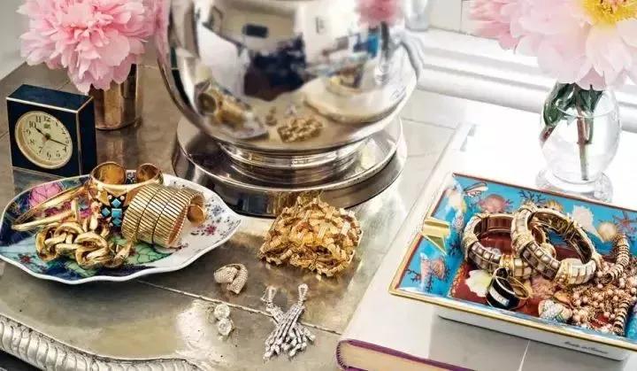 结婚不一定需要钻戒,盘点不同国家的婚礼珠宝