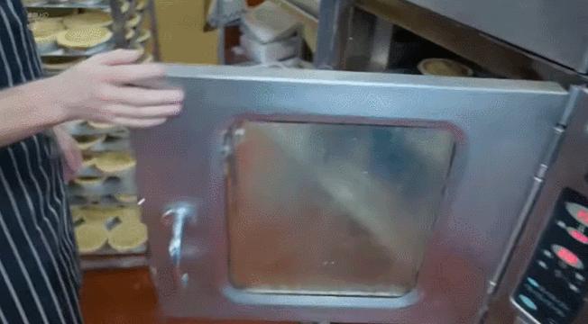 结婚30年生22娃，网友群嘲太窒息了，结果他们的生活却啪啪打脸