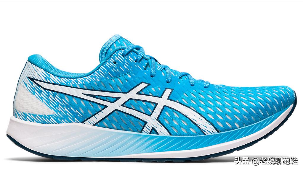 还记得5年前的亚瑟吗,亚瑟士的碳板跑鞋推荐