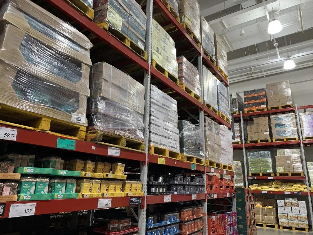 山姆、盒马、家乐福打群架、争独家，中产们不够用了