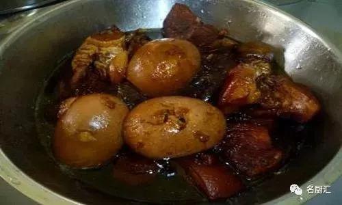 卤水卤菜发黑怎么补救,卤菜卤水发臭怎么回事