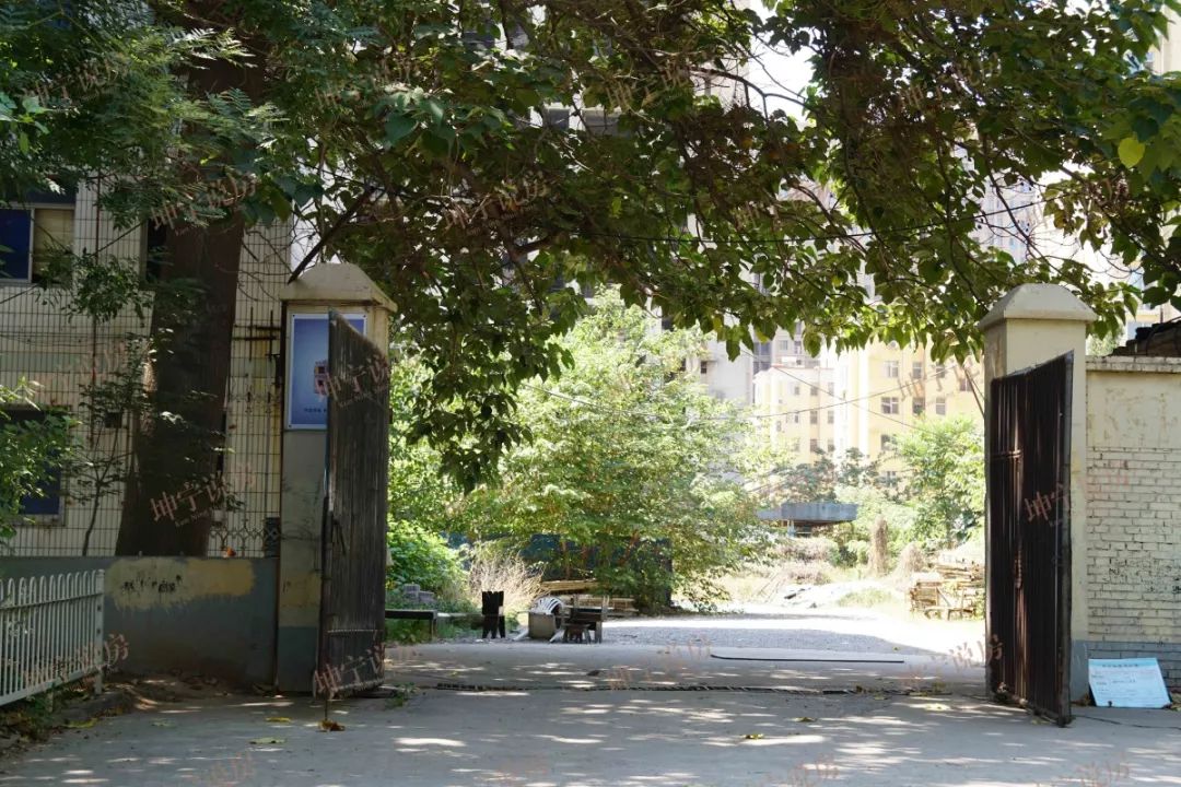 坤宁说房烂尾楼,坤宁说房裕华区烂尾