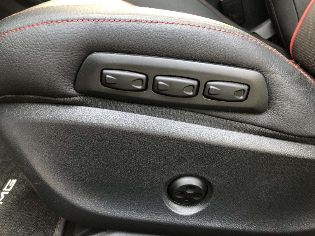 让老鼠找回青春的奔驰AMG，为何却是车商眼里的噩梦级？