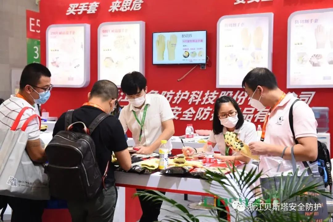 乘风破浪的基层工作者,乘风破浪的维和军人