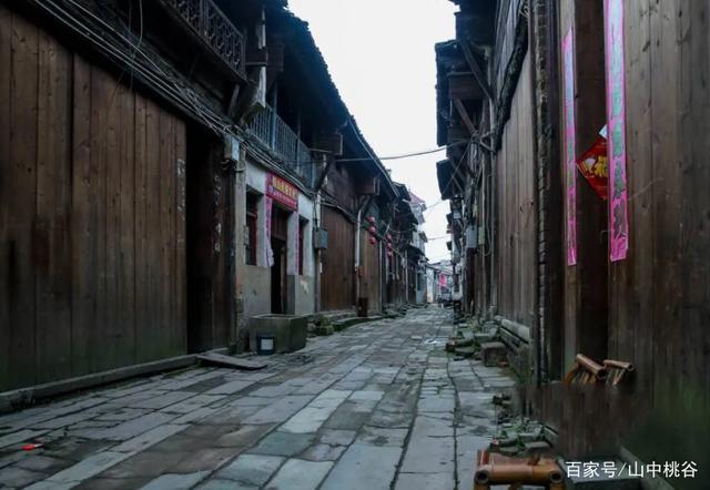 江西有座仙山山下有个世外仙境,江西除了庐山三清山还有哪里好玩