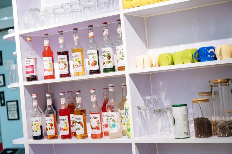 吸屁屁，短腿大耳肉嘟嘟，这家店进去就出不来了…