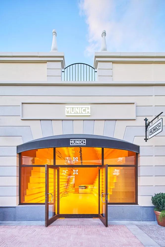 盘点十大具有设计感的门店,高端形象门店