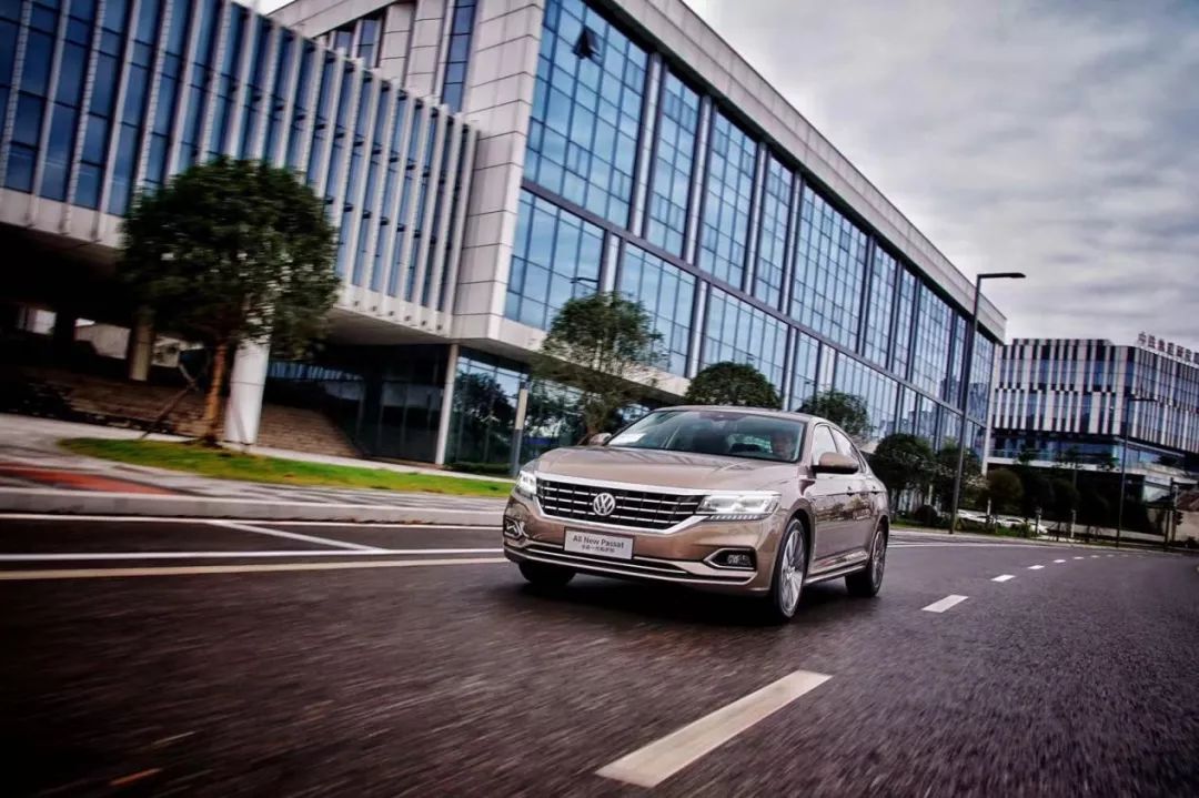 帕萨特1.4t真不值得买吗,1.4t新款帕萨特值不值得买