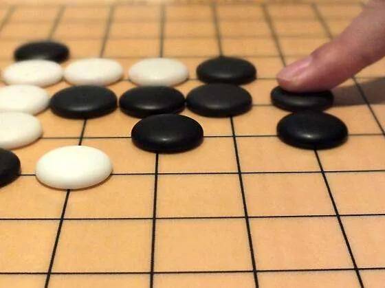 五子棋一举必胜下法,五子棋一招秒杀第一名