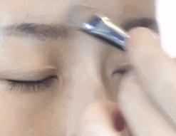 化妆使用气垫的正确步骤顺序,不卡粉不脱妆的正确化妆顺序