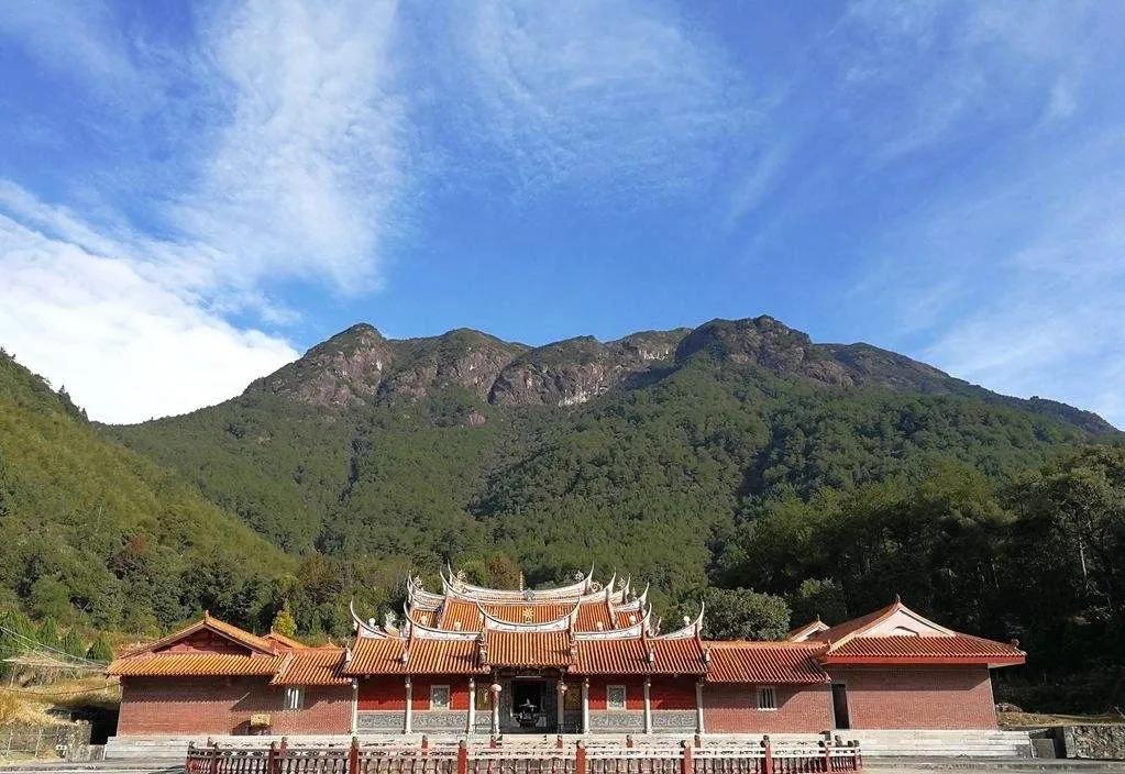 最安逸的柴火饭,正宗柴火饭最抚凡人心