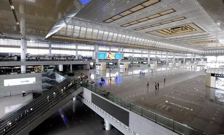 如果不考虑价格你会选哪个,南京买江北核心区还是仙林湖