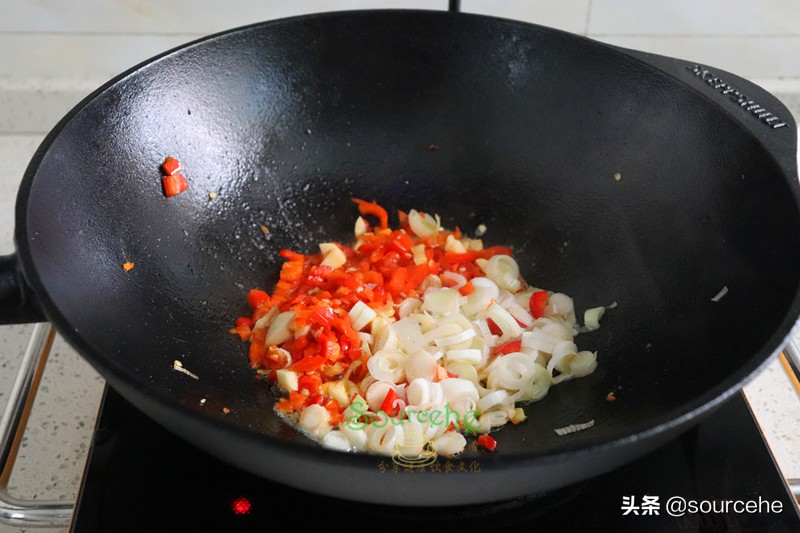 红烧带鱼好吃入味的方法,用红烧料做红烧带鱼家常做法