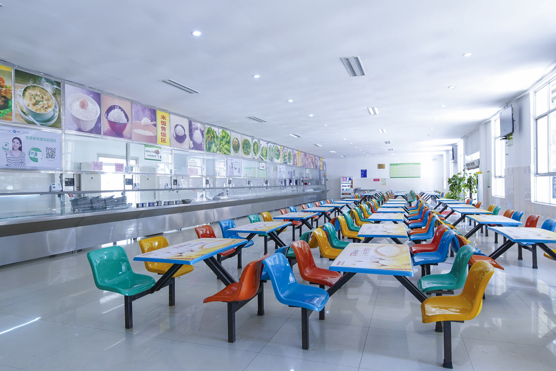 旭贵明电子厂工资真的有7000吗,技校生去电子厂实习一般工资多少