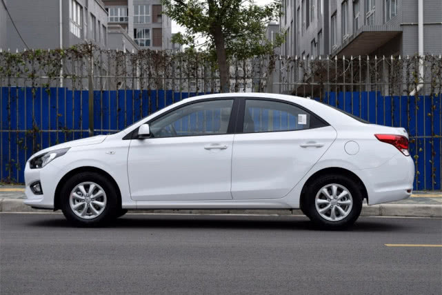 瑞纳1.4排量手动挡够用么,现代瑞纳1.4用的是什么发动机