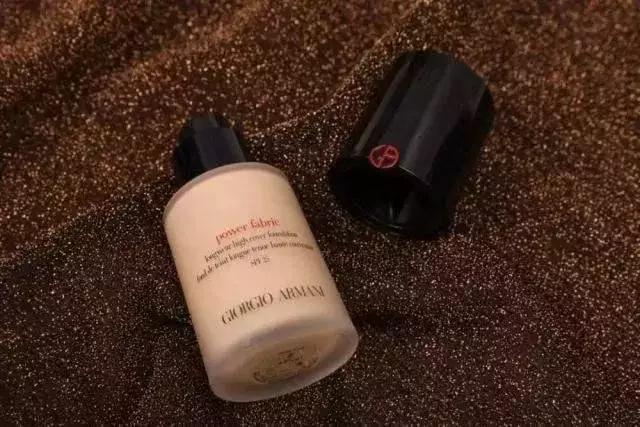 阿玛尼好用的粉底液排行榜前十名,阿玛尼粉底液哪款好用
