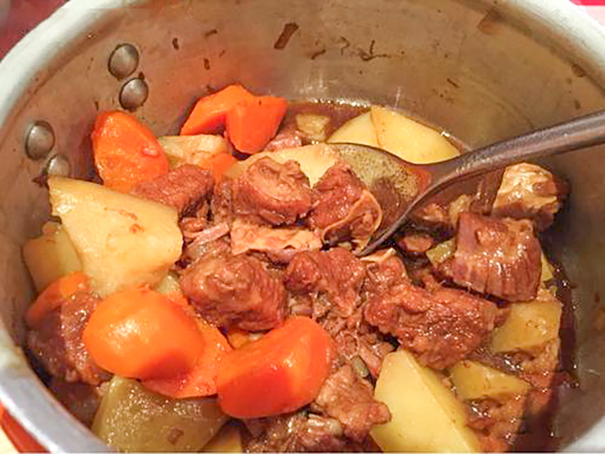 怎么把牛肉炖得又酥烂还不发柴,如何能把牛肉炖的软烂入味