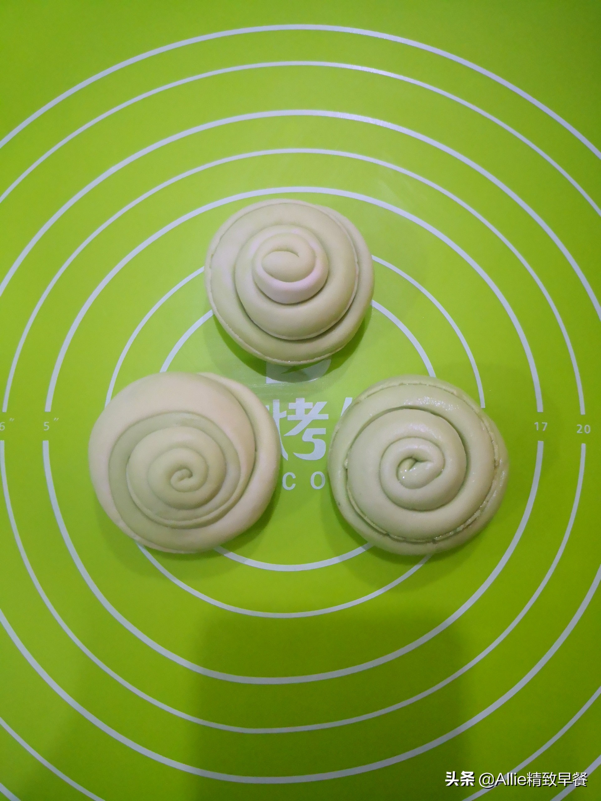 学做简单的早餐包饺子,包饺子剩下的面团各种做法