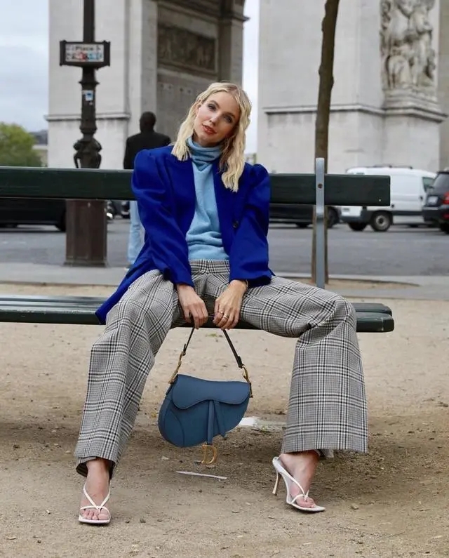 马伊琍吊带裙穿搭,马伊琍马甲裙穿搭