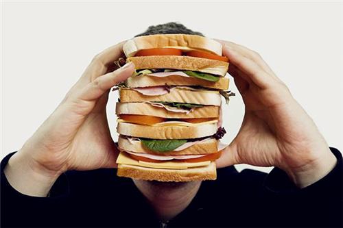 不会喝酒的人在酒场上要注意什么,不会喝酒的人应该怎么走出酒局