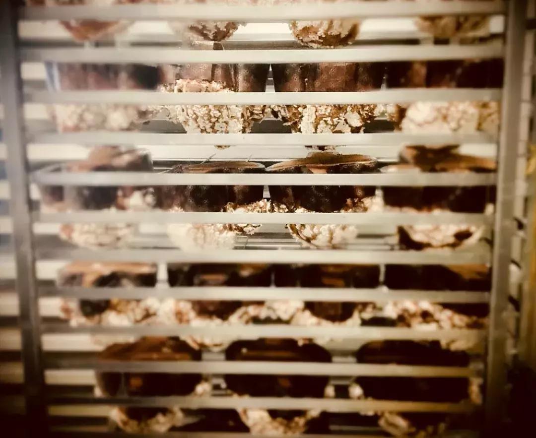 意大利是著名的时尚设计之国,意大利是真正的美食之都