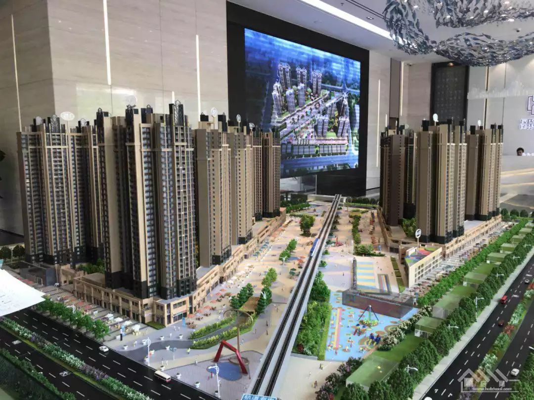 准地铁物业：长通熙园二期7栋加推了，你们说这地段够繁华吗？