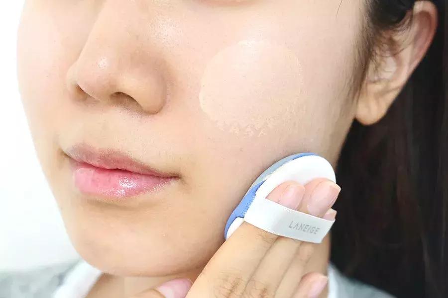 油皮脱妆的最佳方法,油皮用什么气垫持久不脱妆不卡粉