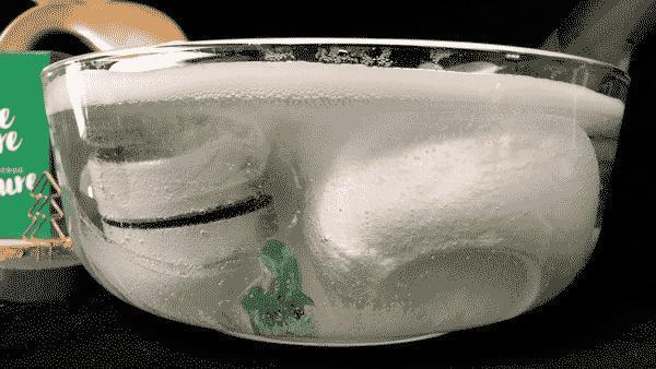 衣服发黄别扔教你清洗妙招,衣服发黄漂白生活小妙招大全