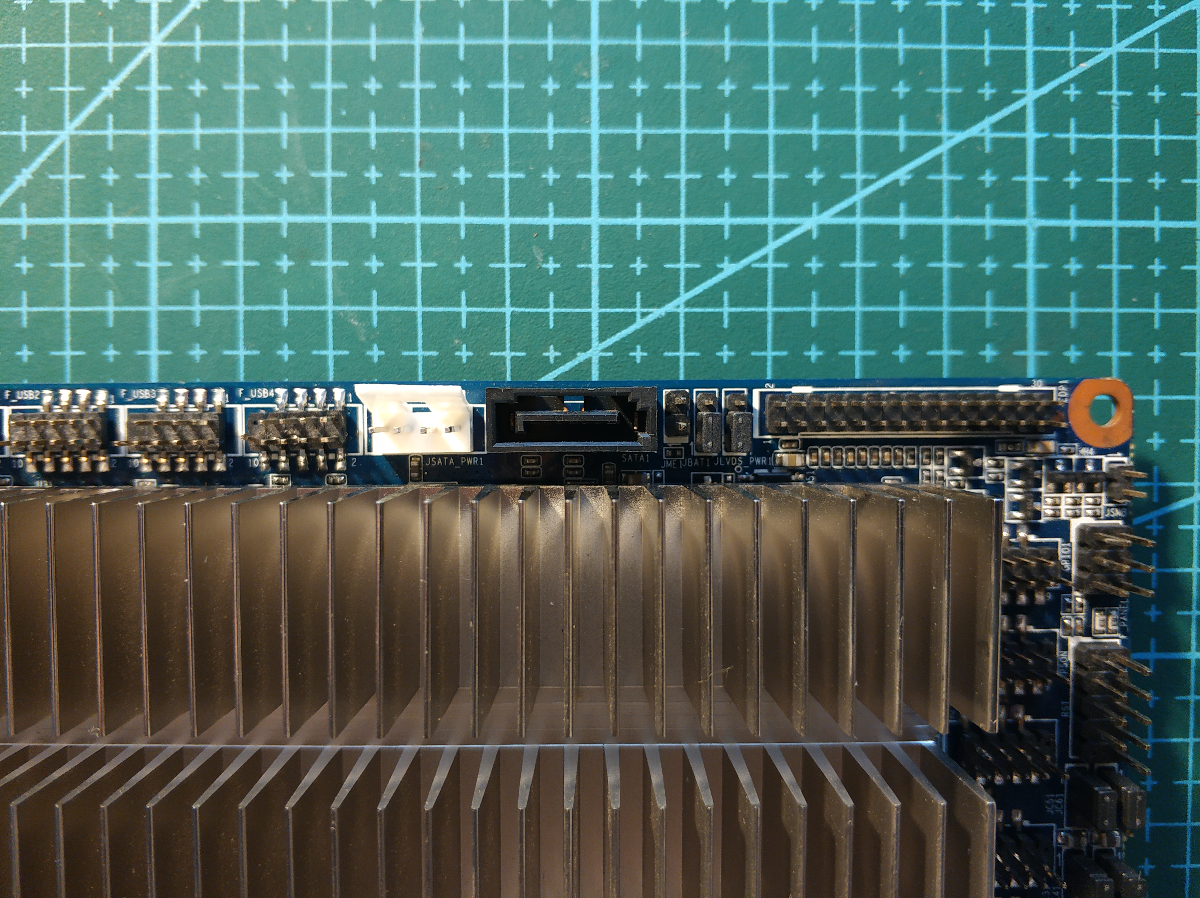 年轻人的第一台车2650,n2930软路由