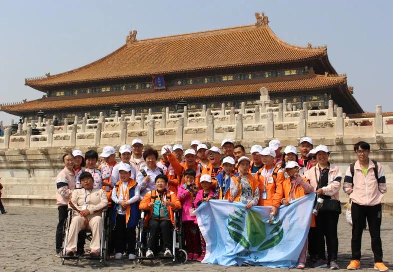 我是一颗小小草，春天何时到