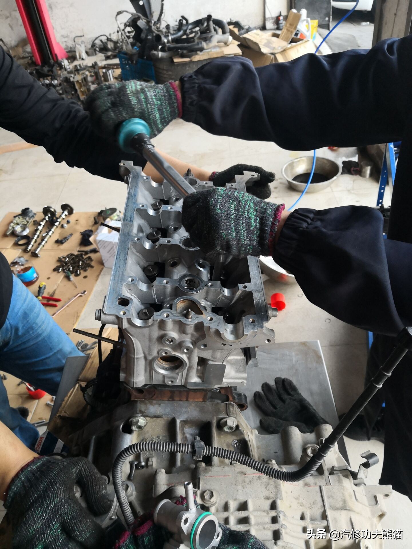 上海大众SUV销量王途观烧机油、漏机油被人乱修一通差点搞报废