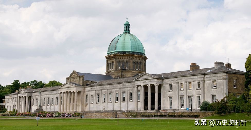 一家英国公司，无薪试用期5年，为何让无数求职者梦寐以求？