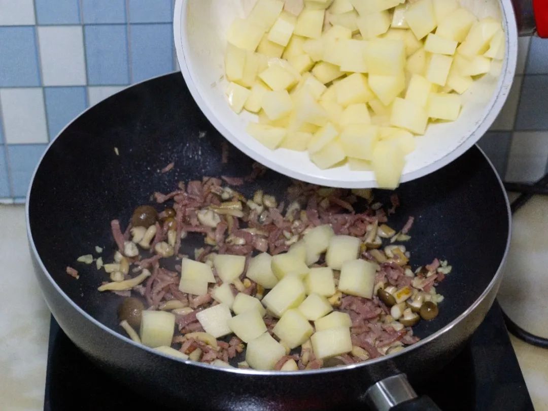 拔牙食谱拔牙后吃什么,拔牙食谱大全图片