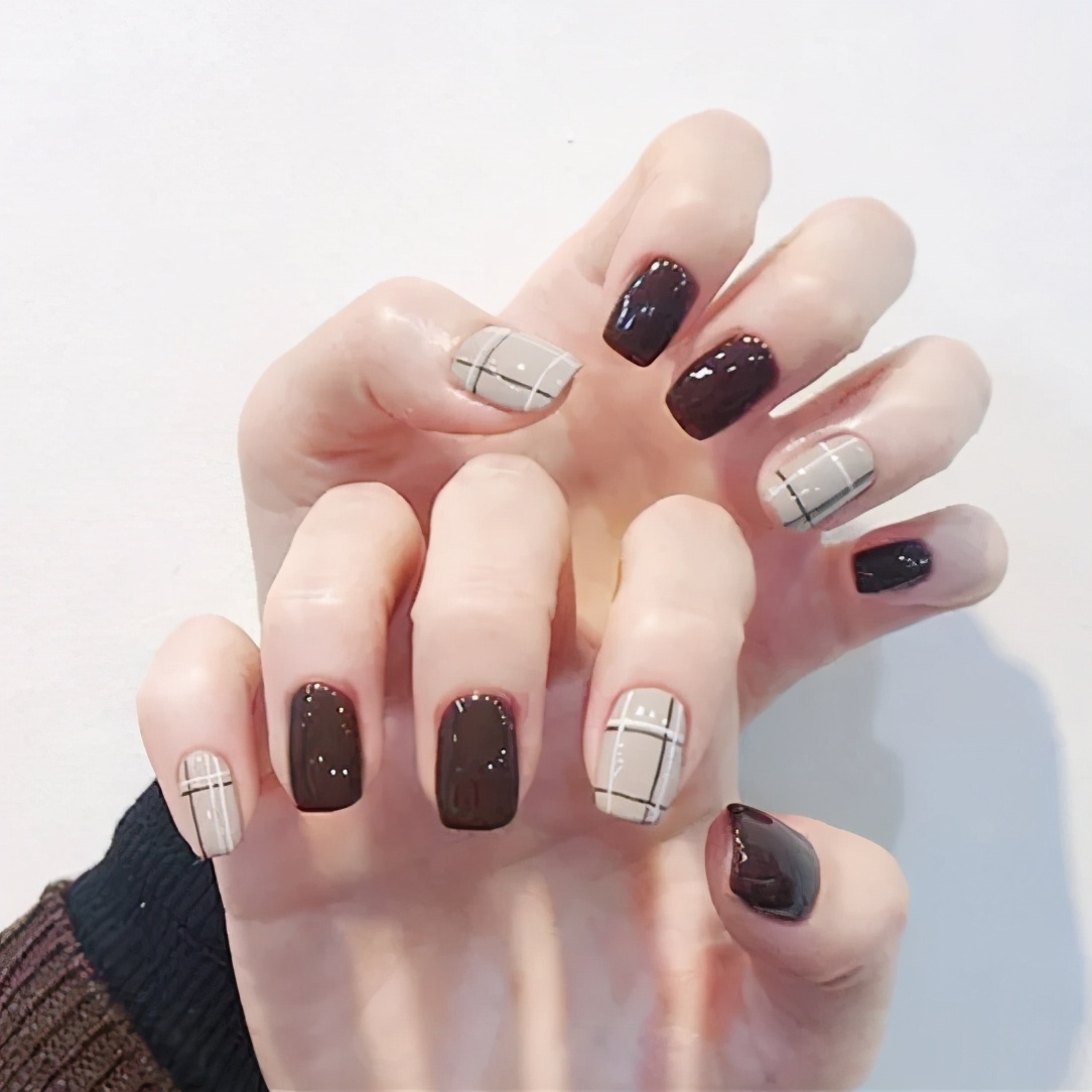 教你一招免费做美甲,挑战教会新手小白30天做美甲