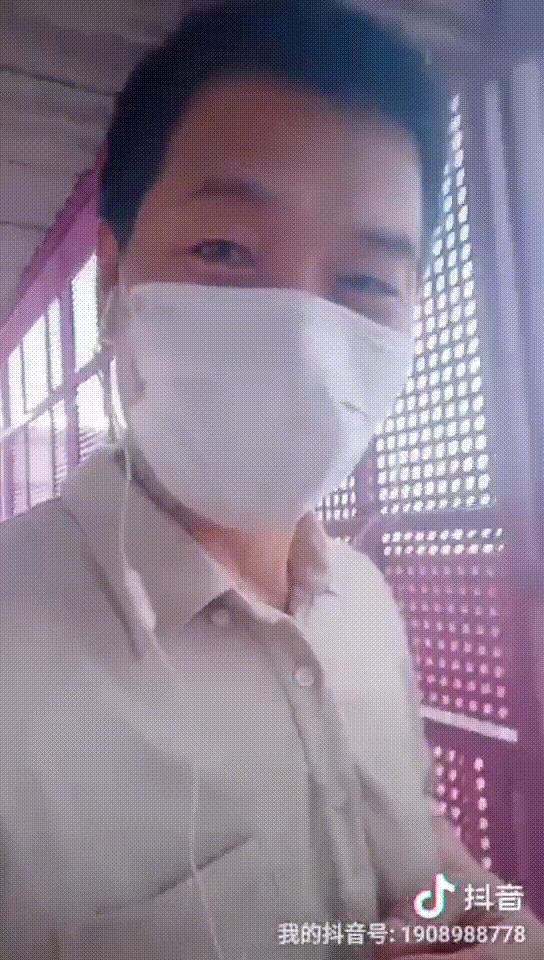 新加坡封城1个月宅在家的我们，竟活成了这个“鬼”样子