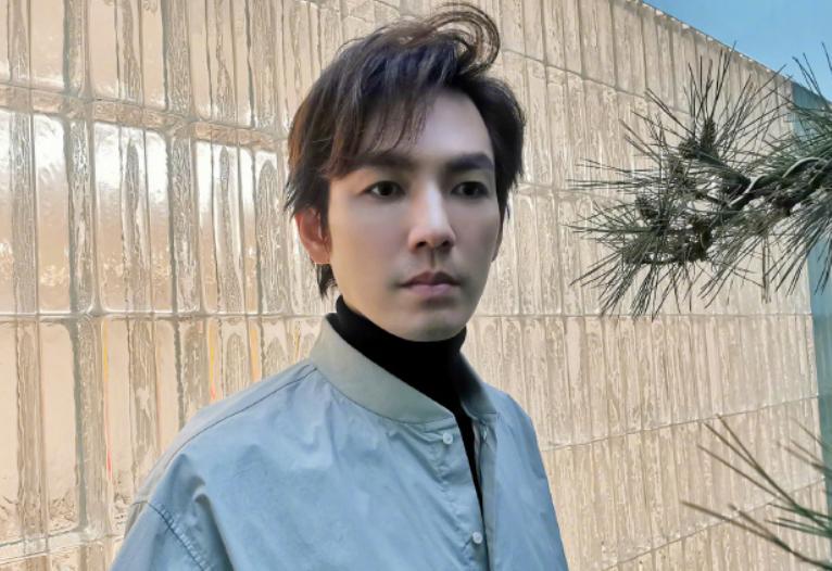 钟汉良路人偶遇,钟汉良17岁照