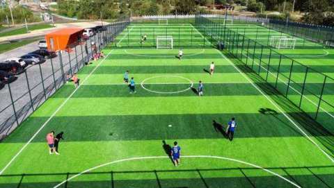 唐山南湖体育公园在哪,唐山南湖足球公园免费吗