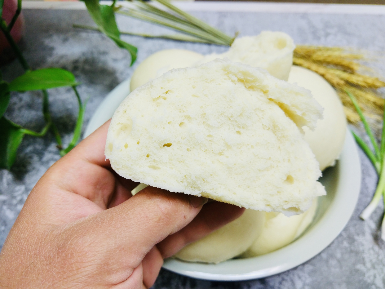 馒头怎么蒸出不塌陷不硬很松软,二次蒸馒头的方法和技巧