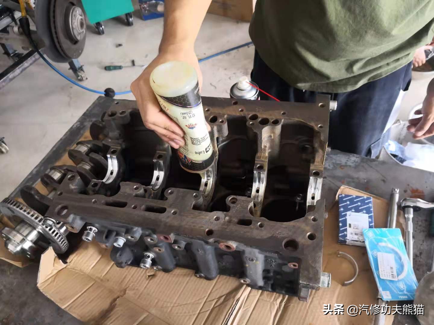 奥迪a6l烧机油1000公里烧多少正常,老a6l烧机油严重